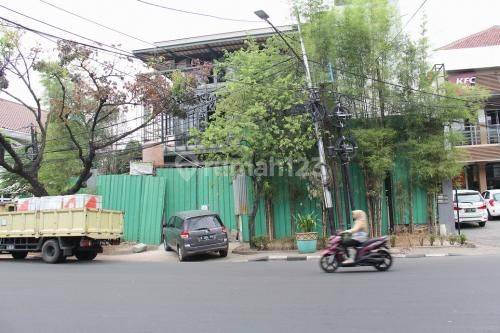 Disewakan Ruang Usaha Bekas Resto di Jakarta Selatan Bisa Nego Keras 8