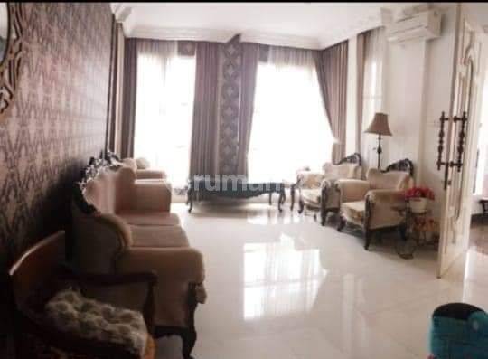 Dijual Butuh Rumah 2lt Luas 228m2 Hook Masuk 2mobil di Buaran 1