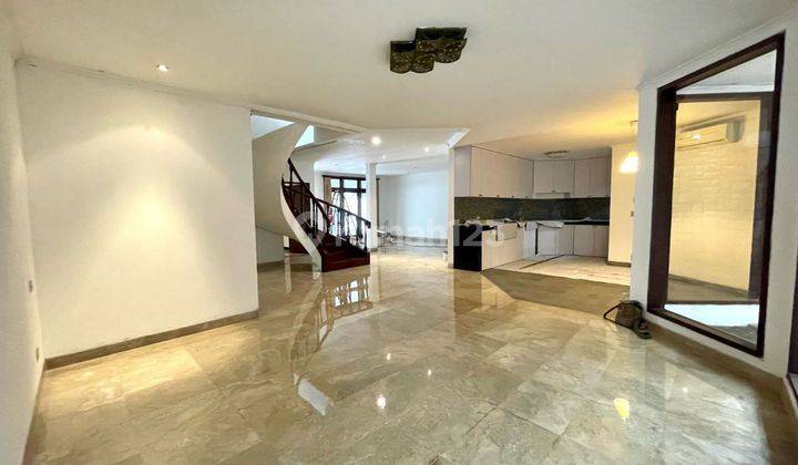 Rumah Mewah 2lt Luas 500m2 Parkir 10mobil Cocok Office di Kemang  1