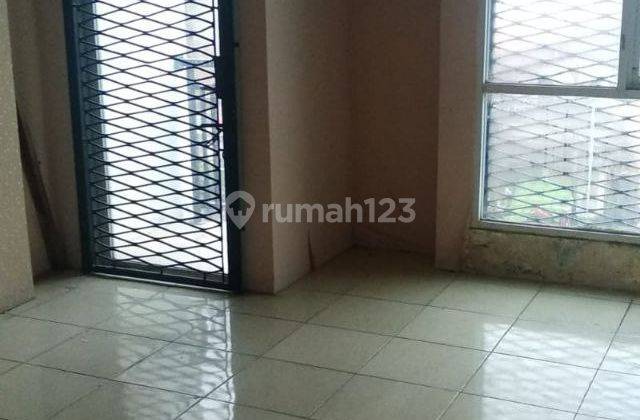 Disewakan Ruko 4lt Luas B 220m2 Parkiran 2 Mobil di Menteng 1