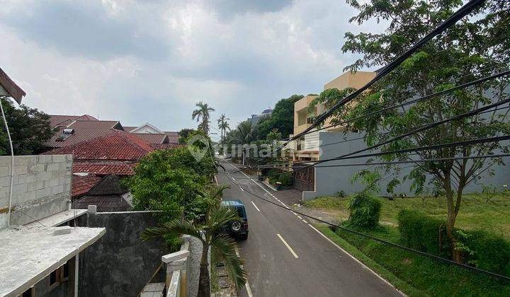 Jual Bawah Njop Rumah 2lt Luas 117m2 Parkir 2mobil Komplek Rumah Jendral di Bambu Apus Jaktim 1