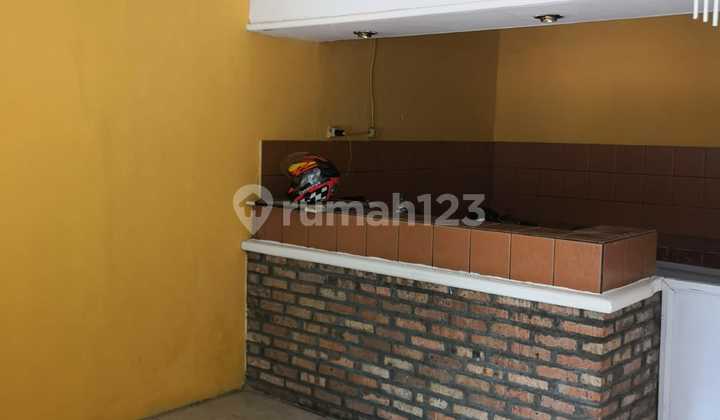 Nego Sampai Terjual Rumah Luas 135m2 Parkiran 2mobil di Tebet