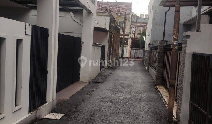 Disewa Rumah Luas 150m2 Cocok Hunian Dan Usaha di Tebet 2