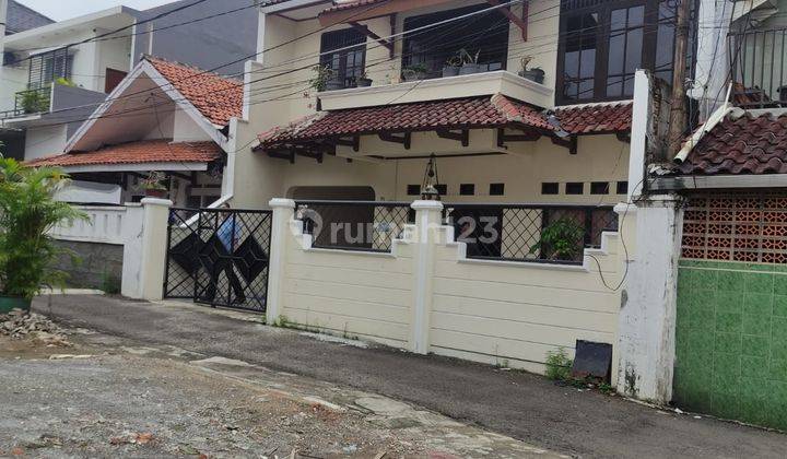 Disewa Rumah Cocok Utk Usaha Atau Gudang Luas 200m2 Parkir 8mobil Ditebet 1