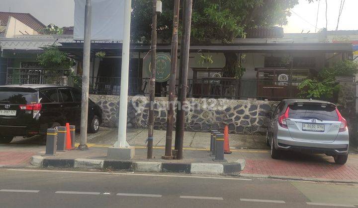 Disewa Rumah Luas 700m2 cocok Untuk Resto. Parkiran 8mobil Dijl Raya Tebet  1