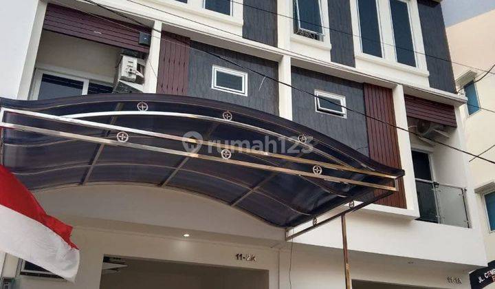 Rumah mewah cluster 3lt luas 73m2 ada kolam renang bersama di cempaka putih 1