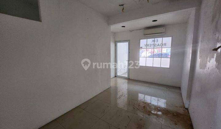 Jual butuh rumah cocok ruko luas 202m2 akses jalan besar muat 3mobil di tebet 2