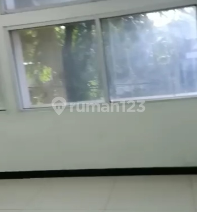 For Rent 1200M2 Spacious Building with Elevator in South Jakarta. 2