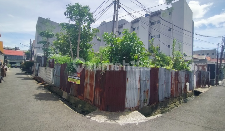 For rent, vacant land suitable for business or warehouse use in Grogol, West Jakarta.