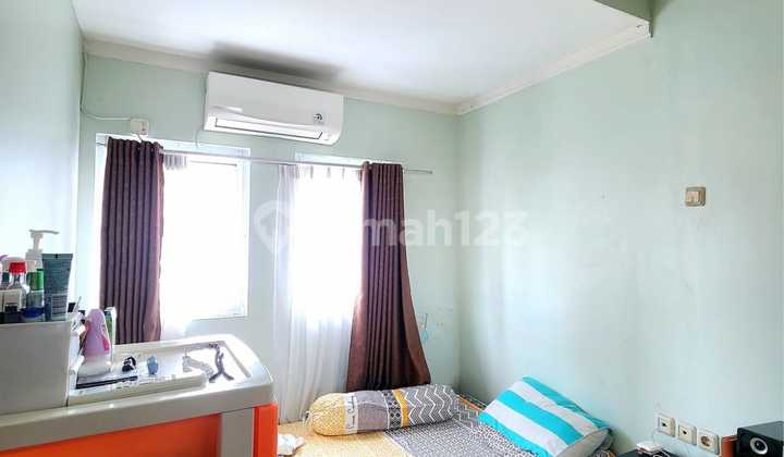 For Sale Urgently: 3-Story Shop House, 260M2 Area, in Setiabudi, South Jakarta 2