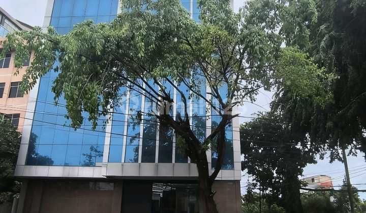 Jual Butuh Gedung Baru 6,5Lt Ada Basement di Menteng