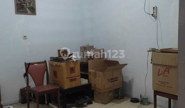 Jual Butuh Rumah 2Lt Pondasi 3Lt Kokoh Cocok Hunian atau Kos di Menteng 2