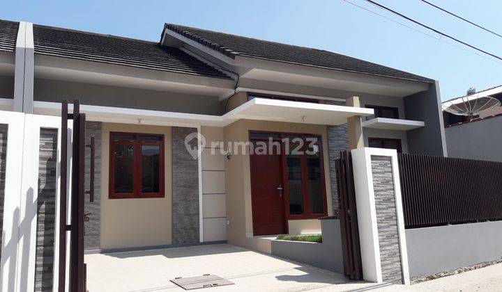 Rumah Baru Asri Dalam Komplek Di Jatinangor 1