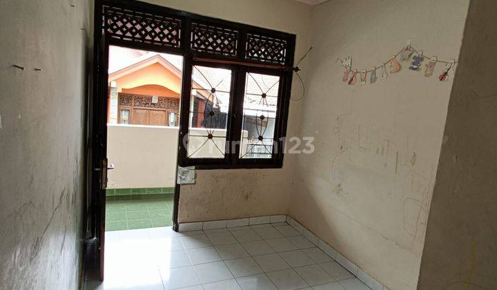 Jual rumah lantai 1 deket sekolah Taman Rama ubung 8