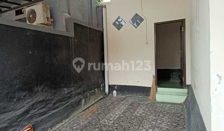 Jual rumah lantai 1 deket sekolah Taman Rama ubung 10