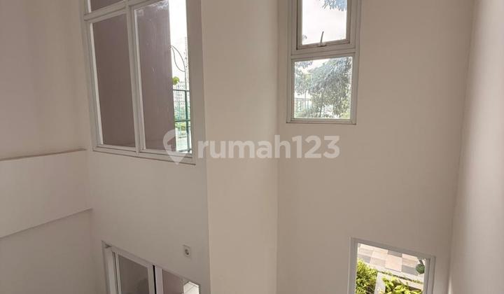 Baru Siap Huni! Apartemen Full Furnished di BSD Tipe Loft Studio