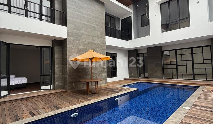 Rumah Mewah Baru Di Emerald Cove Gading Serpong