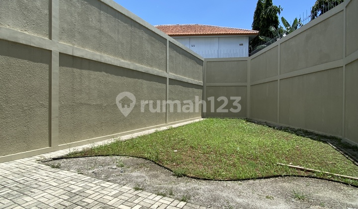 MOST AFFORDABLE! Ready-to-Occupy New House by Developer in Cluster Carson Symphonia 2