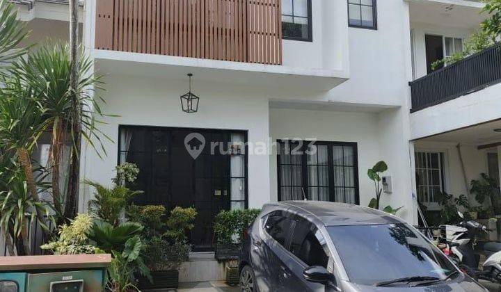 Rumah Cantik 3 Lantai Full Furnished SHM di Nusa Loka BSD 1