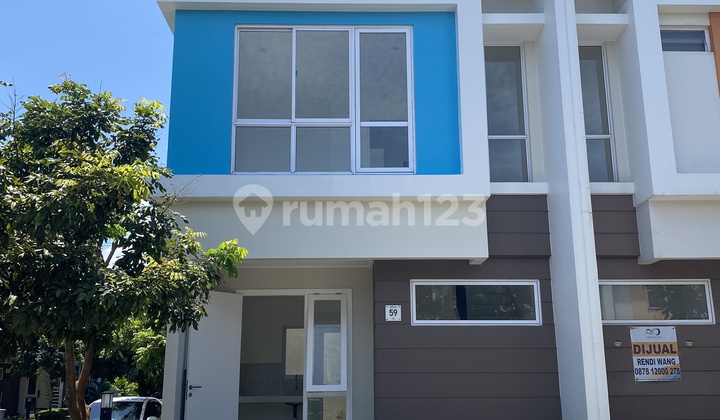 TERMURAH! Rumah Hoek Baru Developer Siap Huni di Cluster Martinez