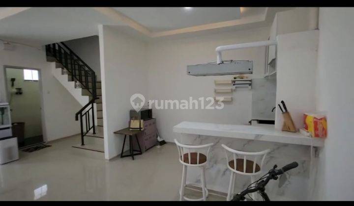 Rumah Cantik 2 Lantai Harga 800 Jutaan Sudah SHM Sertifikat Ready 2