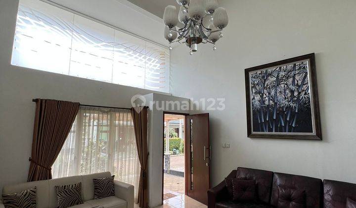 Turun Harga !!!                                                           Dijual rumah fully furnished nyaman dan aman  2