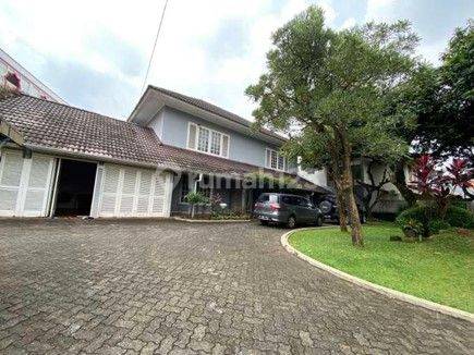 Dijual Rumah 2 Lantai Murah Fully Furnised Strategis  1