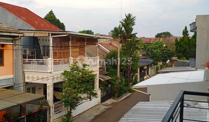 Dijual Rumah 2 lantai fully furnised dekat ke jalan tol lokasi strategis  2