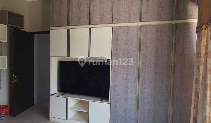 Dijual Cepat Rumah Semi Furnish Di Cluster Mewah  2