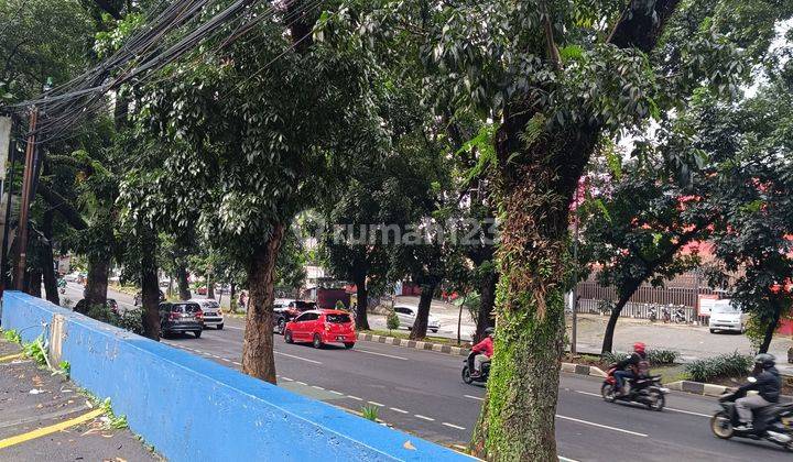 Disewakan bangunan 2 lantai di lokasi strategis  1