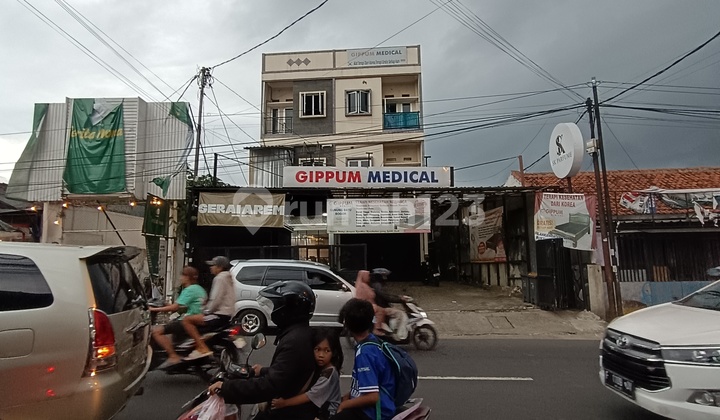 For Sale 3-Story Shophouse in Gunung Batu, Bogor 2