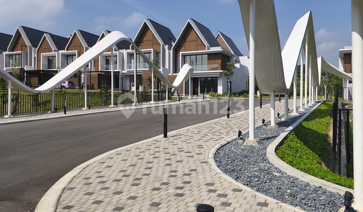 Rumah Dekat Sekolah di Sukaraja