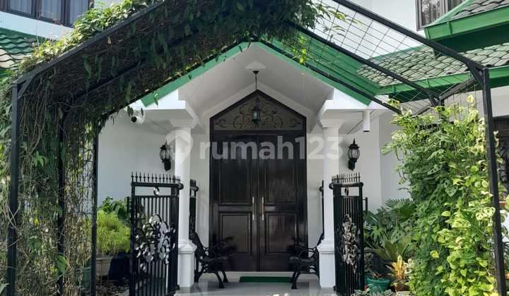 Dijual Rumah Mewah 2 Lantai Ada Kolam Renang 2