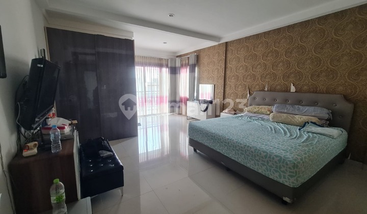 2-Story House for Rent in Sentul