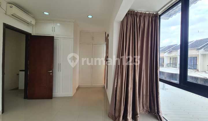 DISEWAKAN RUMAH GREEN LAKE CITY CLUSTER EAST ASIA HOOK SEMI FURNISHED 11x12 DISEWAKAN RUMAH GREEN LAKE CITY CLUSTER EAST ASIA HOOK SEMI FURNISHED 11x12