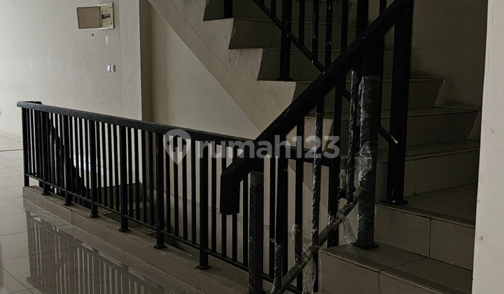 DISEWAKAN RUKO GREEN LAKE CITY UNFURNISHED