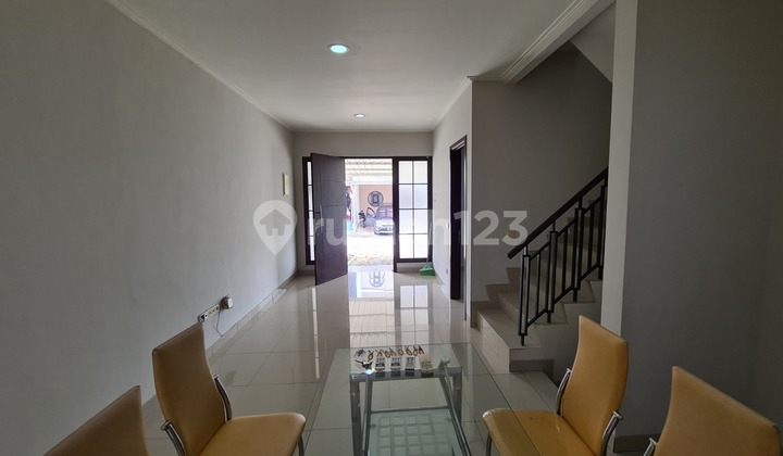 DISEWAKAN RUMAH GREEN LAKE CITY CLUSTER EAST ASIA 6X15 2