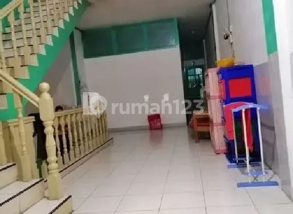 JUAL RUMAH 3,5 TINGKAT DI JALAN INTAN MEDAN AREA 2