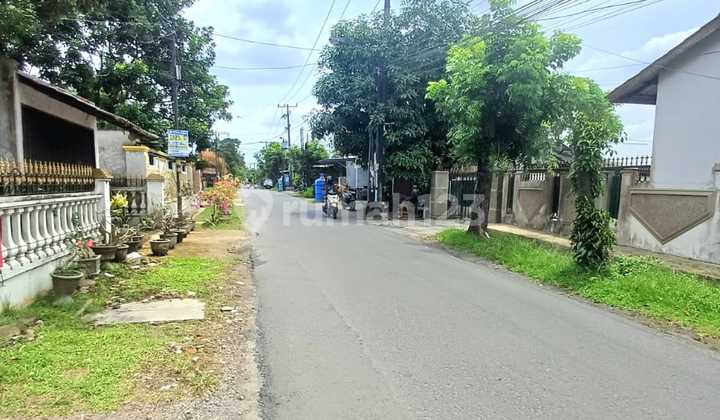 Rumah Luas Berpekarangan Di Jl Eka Warni Medan Johor