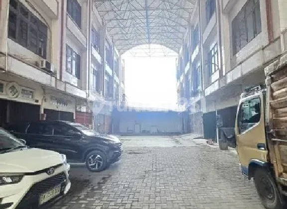 JUAL RUMAH DALAM KOMPLEK DI JALAN YOS SUDARSO 2