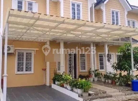 DIJUAL RUMAH DI DALAM KOMPLEK MERCI BARN 1