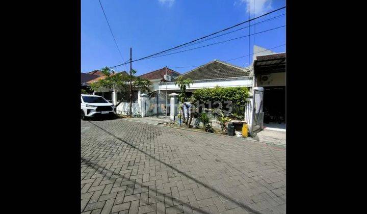 Dijual Rumah Siap Huni di Barata Jaya Gubeng 1