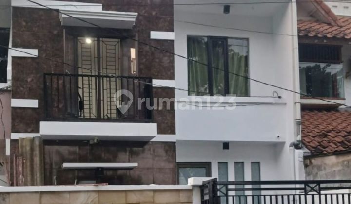 DIJUAL Rumah 2 lantai di Babatan Pratama - Surabaya 1