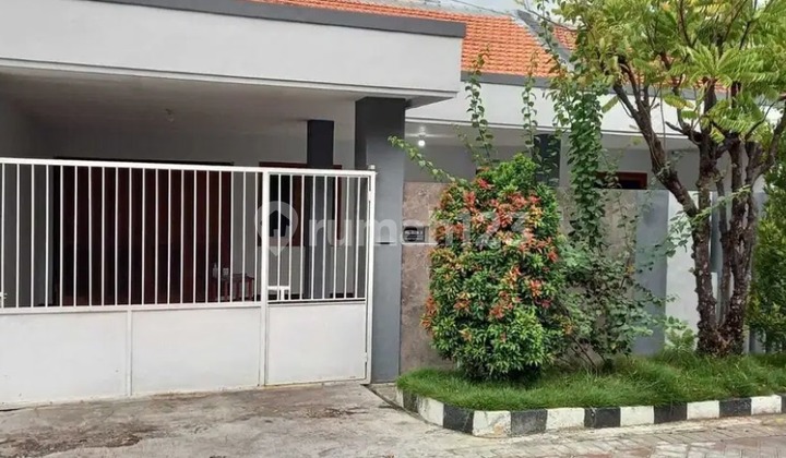 DIJUAL CEPAT Rumah  2 lantai di Rungkut Asri Surabaya 1