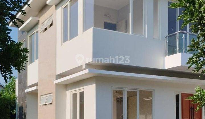 DIJUAL Rumah Hook 2 lantai di Royal Residence Wiyung Surabaya 1