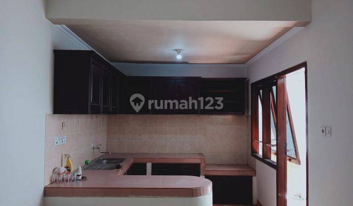 DIJUAL Rumah 1,5 lantai di Manukan - Surabaya Barat  1