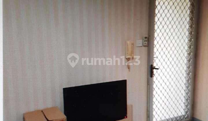 Dijual Apartemen Medit 1, dengan 2 Kamar Tidur Murah 2