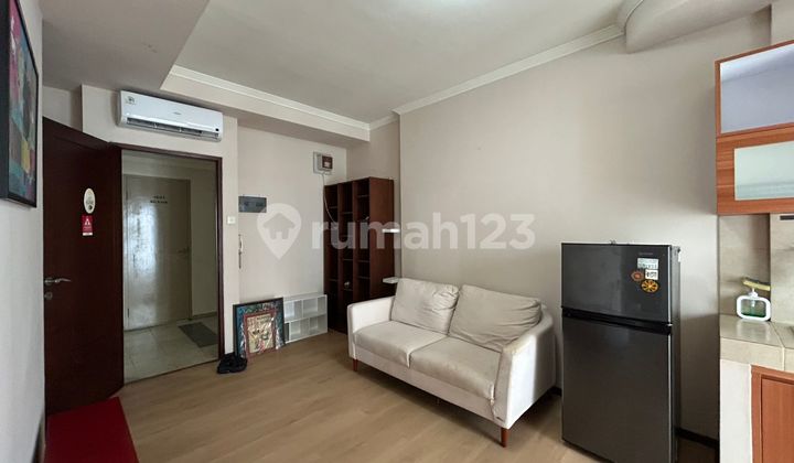 Disewakan Apartemen Medit 2, 2 Br Murah dan Bagus 2
