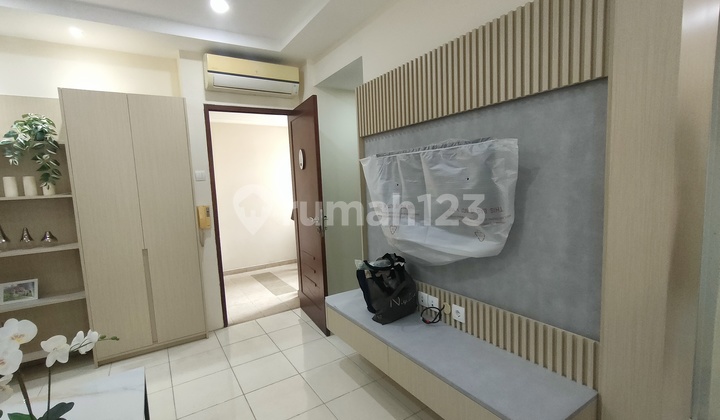 Apartemen 3 Kamar Tidur Furnished Terenovasi