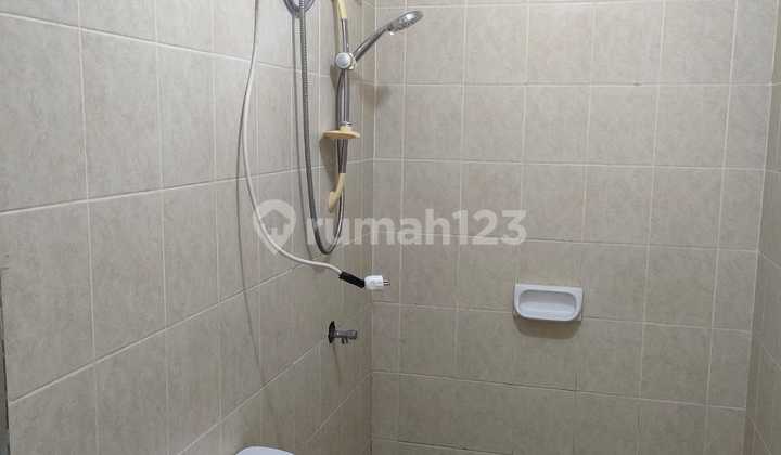 Apartemen Mediterania 2 , Unfurnished 2 Kamar Tidur Terenovasi 2